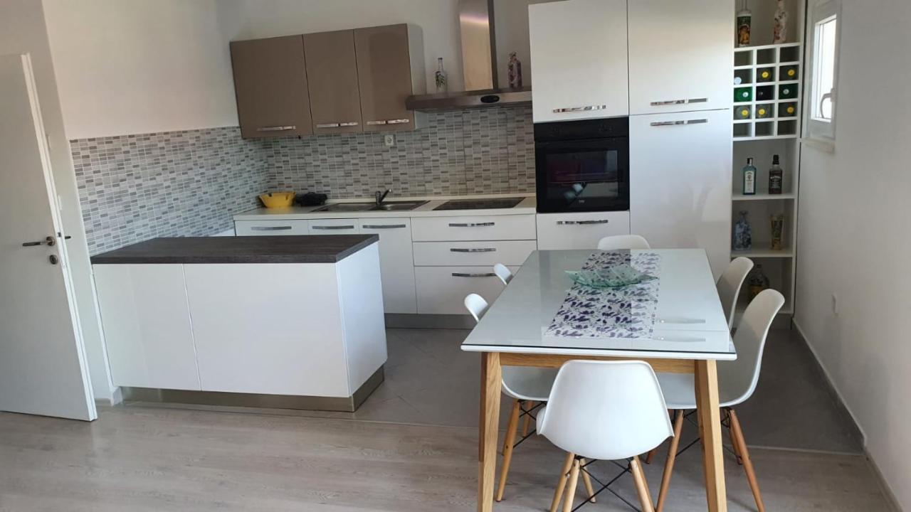 Put Dionica 12 Apartman Traù Esterno foto
